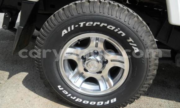 Acheter Occasion Voiture Toyota Land Cruiser Blanc à Windhoek, Namibie Acheter Occasion Voiture Toyota Land Cruiser Blanc à Windhoek, Namibie