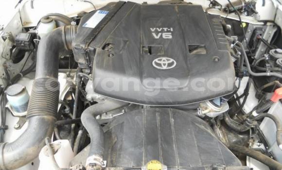 Acheter Occasion Voiture Toyota Land Cruiser Blanc à Windhoek, Namibie Acheter Occasion Voiture Toyota Land Cruiser Blanc à Windhoek, Namibie