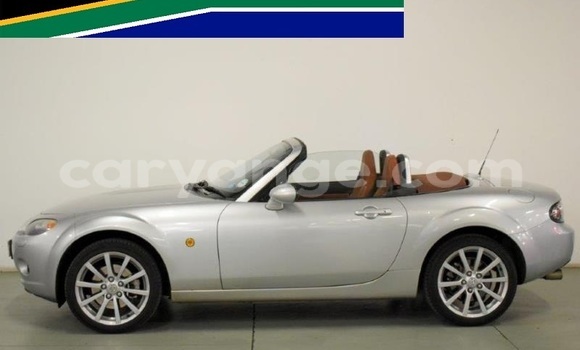 Acheter Occasion Voiture Mazda MX-5 Gris à Windhoek, Namibie Acheter Occasion Voiture Mazda MX-5 Gris à Windhoek, Namibie