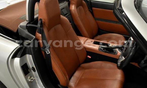 Acheter Occasion Voiture Mazda MX-5 Gris à Windhoek, Namibie Acheter Occasion Voiture Mazda MX-5 Gris à Windhoek, Namibie