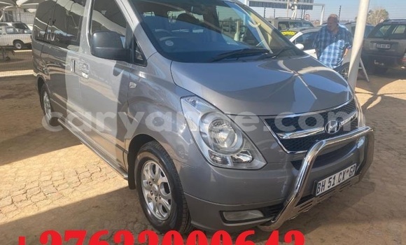 Buy Used Hyundai H1 Silver Car in Windhoek in Namibia