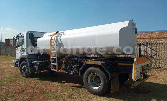 Buy Used Mitsubishi L400 White Truck in Windhoek in Namibia Buy Used Mitsubishi L400 White Truck in Windhoek in Namibia