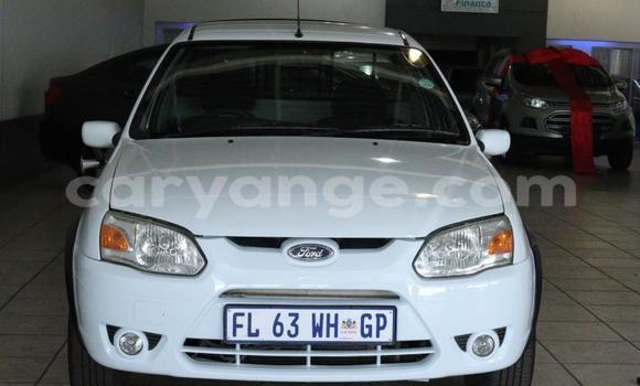 Acheter Occasion Voiture Ford Consul Blanc à Windhoek, Namibie Acheter Occasion Voiture Ford Consul Blanc à Windhoek, Namibie