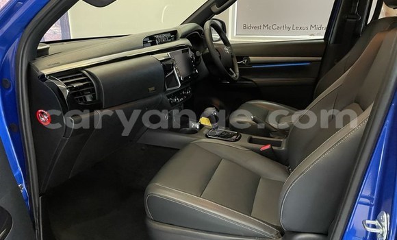 Buy Used Toyota Hilux Blue Car in Karasburg in Karas Buy Used Toyota Hilux Blue Car in Karasburg in Karas