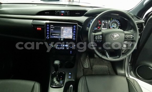 Acheter Occasion Voiture Toyota Hilux Gris à Karasburg, Karas Acheter Occasion Voiture Toyota Hilux Gris à Karasburg, Karas
