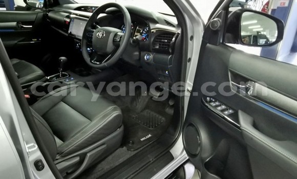 Acheter Occasion Voiture Toyota Hilux Gris à Karasburg, Karas Acheter Occasion Voiture Toyota Hilux Gris à Karasburg, Karas