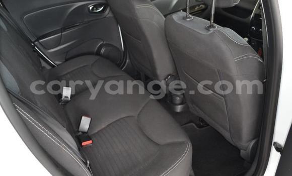 Acheter Occasion Voiture Renault Clio Blanc à Windhoek, Namibie Acheter Occasion Voiture Renault Clio Blanc à Windhoek, Namibie