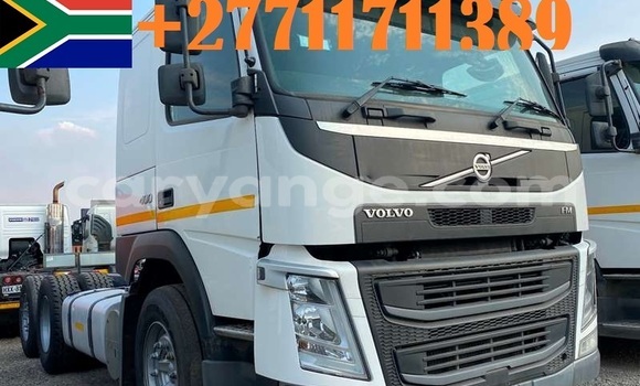 Buy Used Volvo F4 White Truck in Windhoek in Namibia