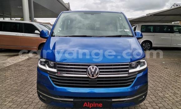 Buy Used Volkswagen Caravelle Blue Car in Windhoek in Namibia Buy Used Volkswagen Caravelle Blue Car in Windhoek in Namibia