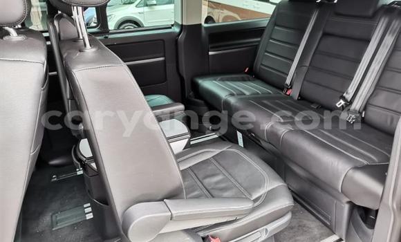 Buy Used Volkswagen Caravelle Blue Car in Windhoek in Namibia Buy Used Volkswagen Caravelle Blue Car in Windhoek in Namibia