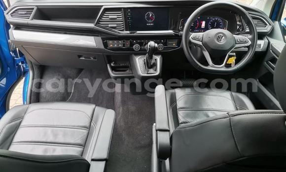 Buy Used Volkswagen Caravelle Blue Car in Windhoek in Namibia Buy Used Volkswagen Caravelle Blue Car in Windhoek in Namibia