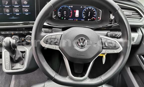 Buy Used Volkswagen Caravelle Blue Car in Windhoek in Namibia Buy Used Volkswagen Caravelle Blue Car in Windhoek in Namibia