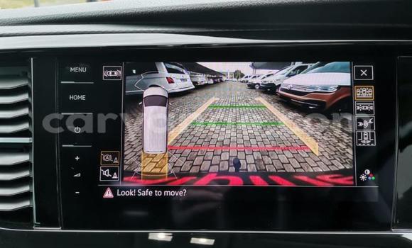 Buy Used Volkswagen Caravelle Blue Car in Windhoek in Namibia Buy Used Volkswagen Caravelle Blue Car in Windhoek in Namibia