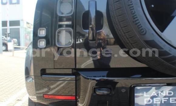 Acheter Occasion Voiture Land Rover Defender Noir à Karasburg, Karas Acheter Occasion Voiture Land Rover Defender Noir à Karasburg, Karas