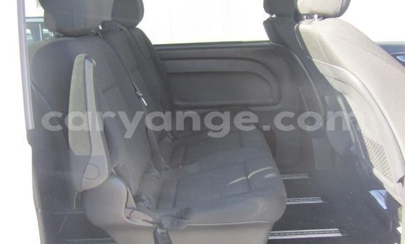 Acheter Occasion Voiture Mercedes-Benz Vito Blanc à Gobabis, Omaheke Acheter Occasion Voiture Mercedes-Benz Vito Blanc à Gobabis, Omaheke