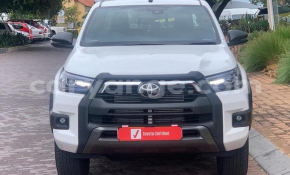 Buy Used Toyota Hilux White Car in Karasburg in Karas Buy Used Toyota Hilux White Car in Karasburg in Karas