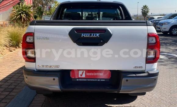 Buy Used Toyota Hilux White Car in Karasburg in Karas Buy Used Toyota Hilux White Car in Karasburg in Karas