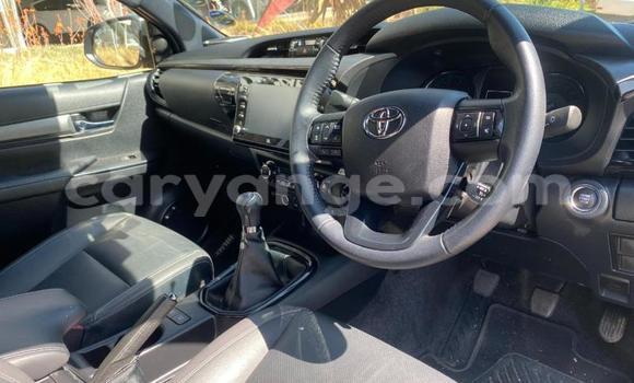 Buy Used Toyota Hilux White Car in Karasburg in Karas Buy Used Toyota Hilux White Car in Karasburg in Karas