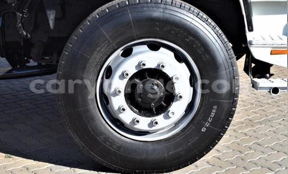 Acheter Occasion Utilitaire Mitsubishi Van Blanc à Windhoek, Namibie Acheter Occasion Utilitaire Mitsubishi Van Blanc à Windhoek, Namibie