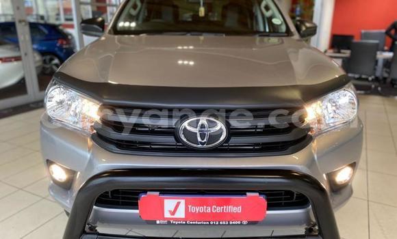 Acheter Occasion Voiture Toyota Hilux Gris à Karasburg, Karas Acheter Occasion Voiture Toyota Hilux Gris à Karasburg, Karas
