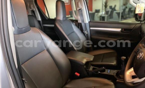 Acheter Occasion Voiture Toyota Hilux Gris à Karasburg, Karas Acheter Occasion Voiture Toyota Hilux Gris à Karasburg, Karas