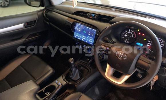 Acheter Occasion Voiture Toyota Hilux Gris à Karasburg, Karas Acheter Occasion Voiture Toyota Hilux Gris à Karasburg, Karas