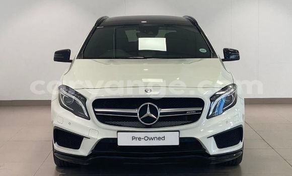 Acheter Occasion Voiture Mercedes-Benz GLA-klasse AMG Blanc à Bethanien, Karas Acheter Occasion Voiture Mercedes-Benz GLA-klasse AMG Blanc à Bethanien, Karas
