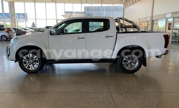 Buy Used Isuzu KB White Car in Windhoek in Namibia Buy Used Isuzu KB White Car in Windhoek in Namibia