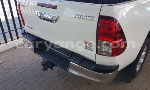 Buy Used Toyota Hilux White Car in Windhoek in Namibia Buy Used Toyota Hilux White Car in Windhoek in Namibia