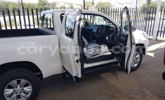 Buy Used Toyota Hilux White Car in Windhoek in Namibia Buy Used Toyota Hilux White Car in Windhoek in Namibia