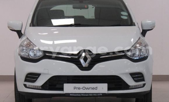 Acheter Occasion Voiture Renault Clio Blanc à Bethanien, Karas Acheter Occasion Voiture Renault Clio Blanc à Bethanien, Karas