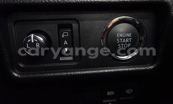 Acheter Occasion Voiture Toyota Land Cruiser Prado Blanc à Grootfontein, Namibie Acheter Occasion Voiture Toyota Land Cruiser Prado Blanc à Grootfontein, Namibie