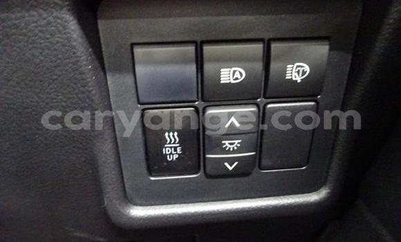 Acheter Occasion Voiture Toyota Land Cruiser Prado Blanc à Grootfontein, Namibie Acheter Occasion Voiture Toyota Land Cruiser Prado Blanc à Grootfontein, Namibie