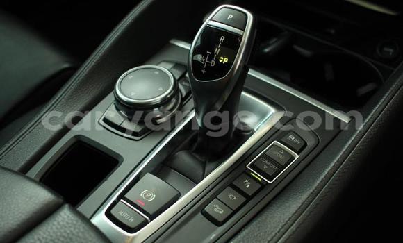 Acheter Occasion Voiture BMW X6 Blanc à Windhoek, Namibie Acheter Occasion Voiture BMW X6 Blanc à Windhoek, Namibie