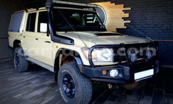 Buy Used Toyota Land Cruiser Brown Car in Grootfontein in Namibia Buy Used Toyota Land Cruiser Brown Car in Grootfontein in Namibia