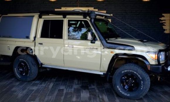 Acheter Occasion Voiture Toyota Land Cruiser Marron à Grootfontein, Namibie Acheter Occasion Voiture Toyota Land Cruiser Marron à Grootfontein, Namibie