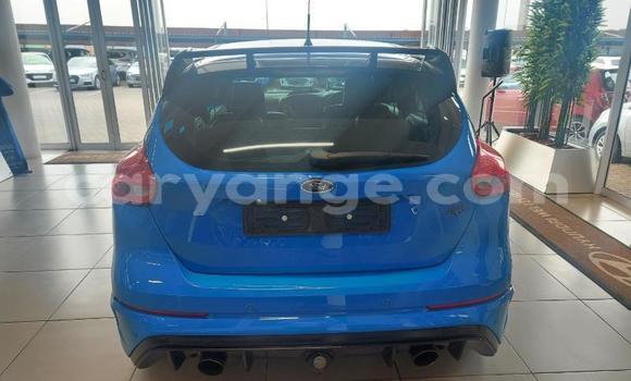Acheter Occasion Voiture Ford Focus RS Bleu à Windhoek, Namibie Acheter Occasion Voiture Ford Focus RS Bleu à Windhoek, Namibie