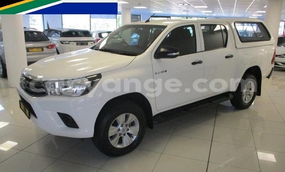Acheter Occasion Voiture Toyota Hilux Blanc à Windhoek, Namibie