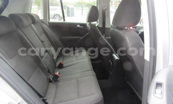 Acheter Occasion Voiture Volkswagen Tiguan Gris à Bethanien, Karas Acheter Occasion Voiture Volkswagen Tiguan Gris à Bethanien, Karas