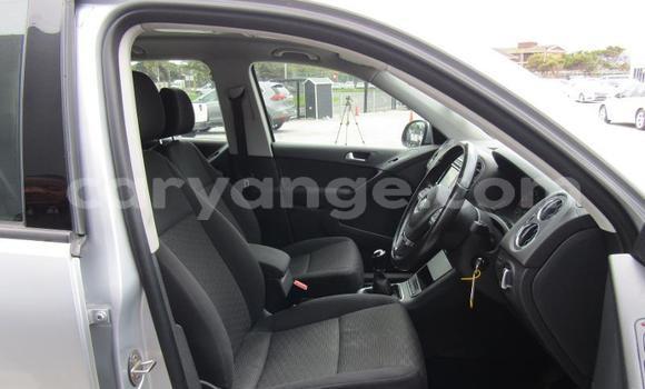 Acheter Occasion Voiture Volkswagen Tiguan Gris à Bethanien, Karas Acheter Occasion Voiture Volkswagen Tiguan Gris à Bethanien, Karas