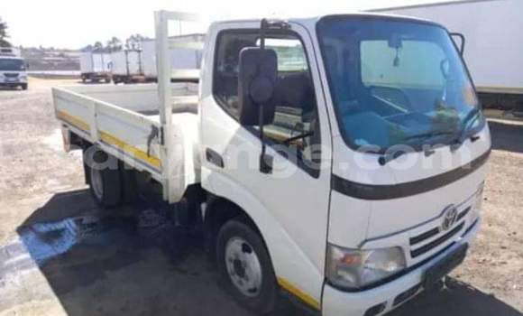 Buy Used Toyota Dyna White Car in Windhoek in Namibia