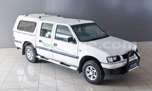 Buy Used Isuzu KB White Car in Windhoek in Namibia Buy Used Isuzu KB White Car in Windhoek in Namibia