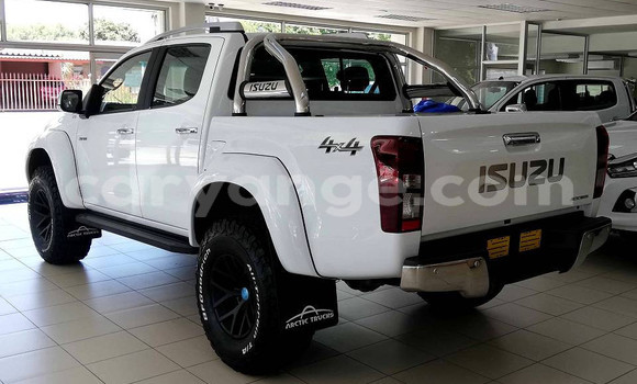 Buy Used Isuzu D–MAX White Car in Karasburg in Karas Buy Used Isuzu D–MAX White Car in Karasburg in Karas
