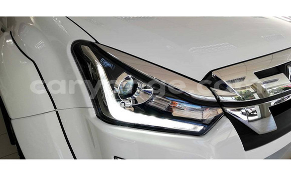Buy Used Isuzu D–MAX White Car in Karasburg in Karas Buy Used Isuzu D–MAX White Car in Karasburg in Karas