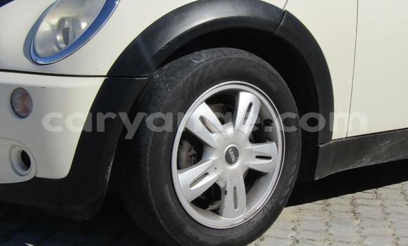 Acheter Occasion Voiture Mini Cooper Blanc à Grootfontein, Namibie Acheter Occasion Voiture Mini Cooper Blanc à Grootfontein, Namibie