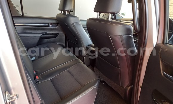 Acheter Occasion Voiture Toyota Hilux Gris à Karasburg, Karas Acheter Occasion Voiture Toyota Hilux Gris à Karasburg, Karas