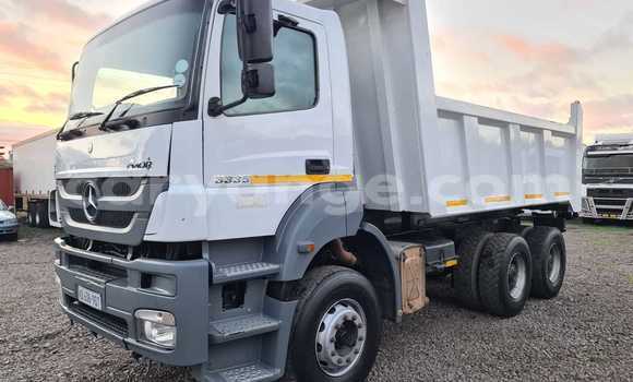 Buy Used Mercedes‒Benz Truck White Truck in Outjo in Kunene Buy Used Mercedes‒Benz Truck White Truck in Outjo in Kunene