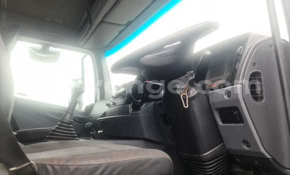 Buy Used Mercedes‒Benz Tipper White Truck in Bethanien in Karas Buy Used Mercedes‒Benz Tipper White Truck in Bethanien in Karas