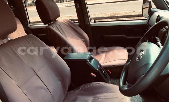 Buy Used Toyota Land Cruiser White Car in Karasburg in Karas Buy Used Toyota Land Cruiser White Car in Karasburg in Karas