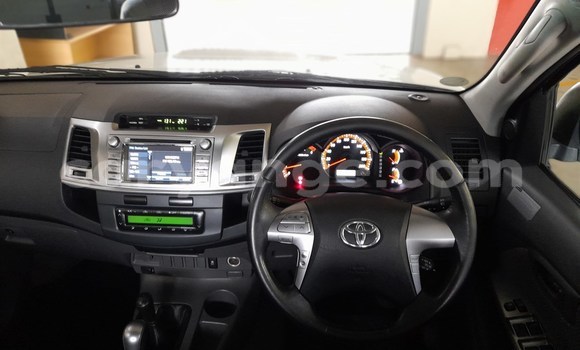 Buy Used Toyota Hilux White Car in Karasburg in Karas Buy Used Toyota Hilux White Car in Karasburg in Karas